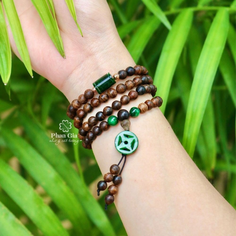 Vòng tay trầm hương