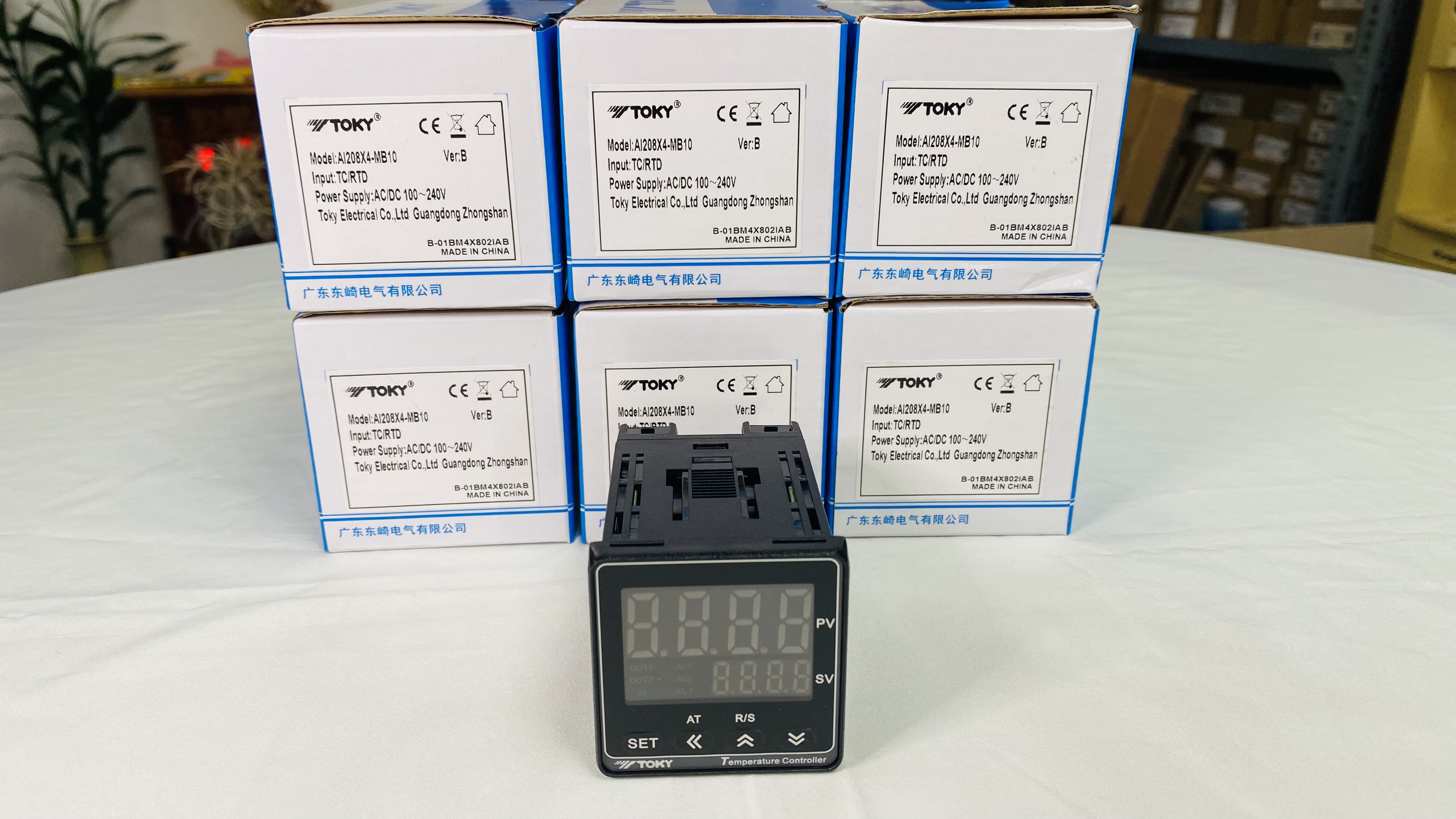 dong-ho-nhiet-ai208x4-mb10