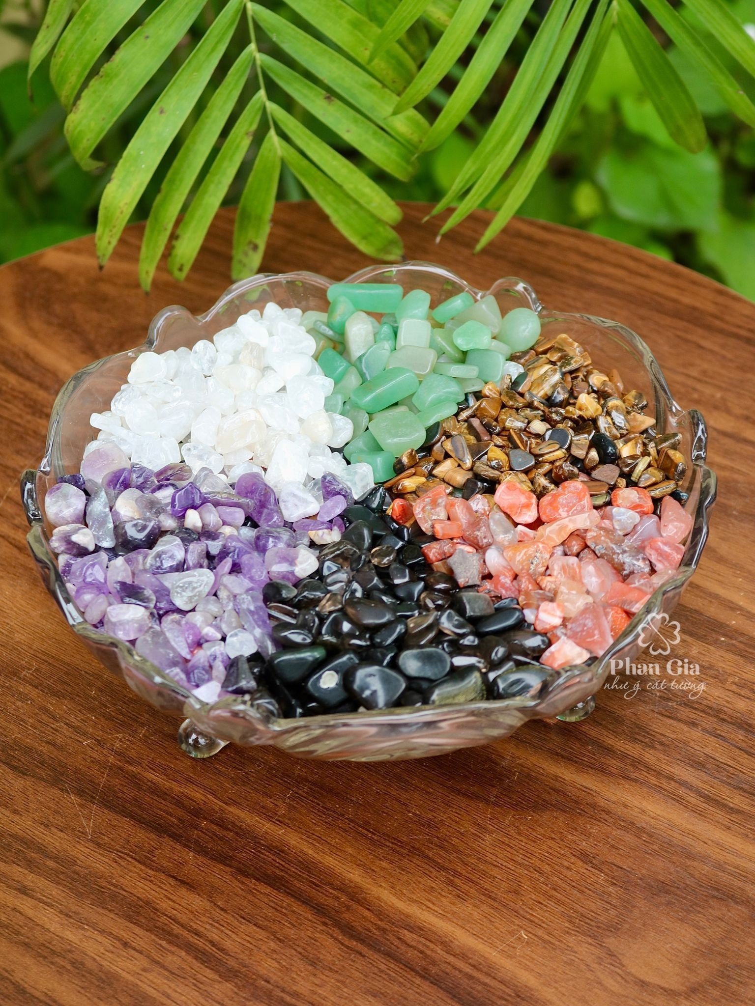 đá thạch anh ngũ sắc mài bóng