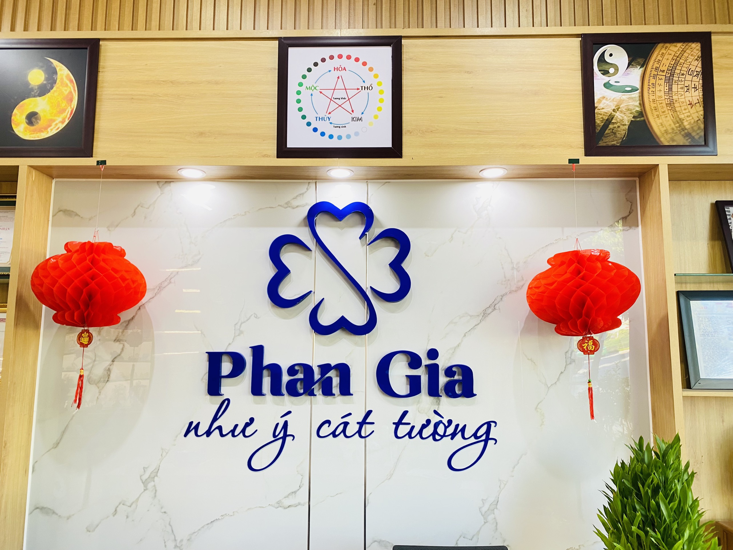 Cửa hàng Phong Thuỷ Phan Gia