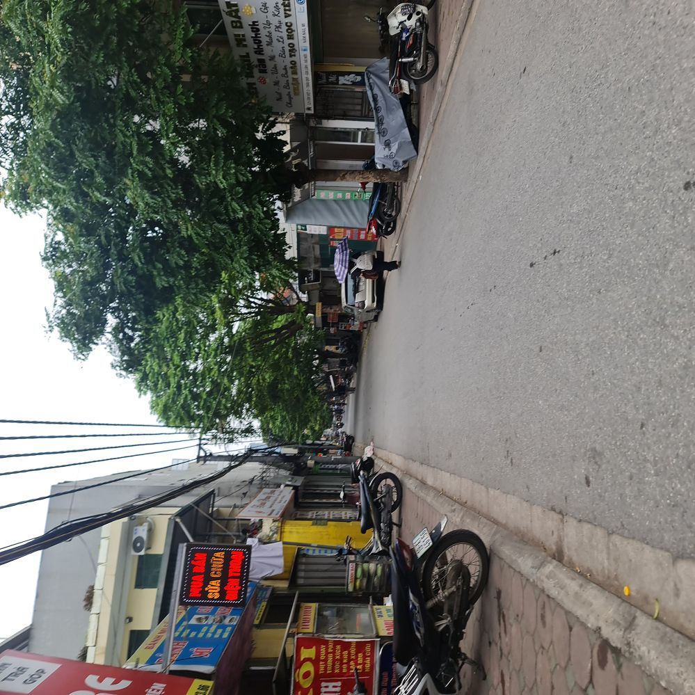 SĐCC cần Bán GẤP lô đất 55m2 đường ô tô tránh tại trung tâm Kiêu Kỵ, GL HN. L