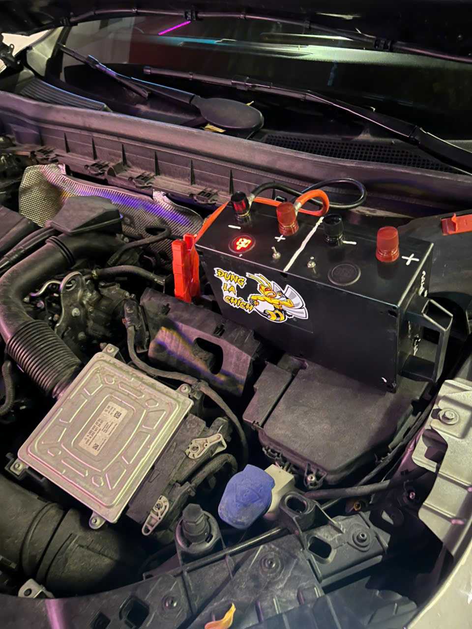 Cứu hộ kích bình ô tô lưu động tại Bình Tân