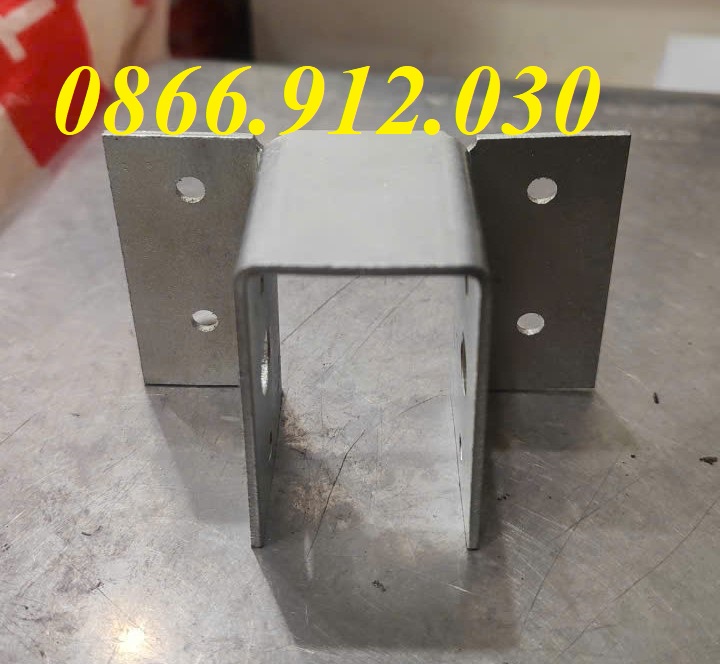 pát u sắt hộp 30x60